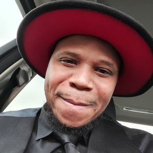 Meet your Posher, Delrick